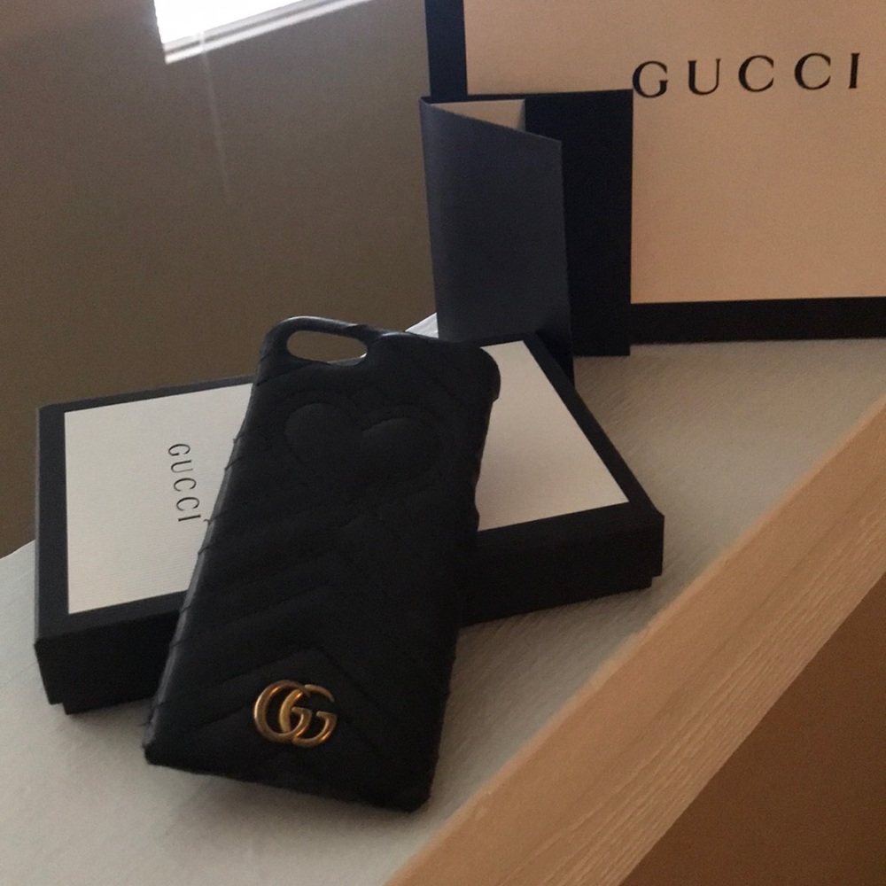 Authentic Gucci Case iPhone 7 & iPhone 8